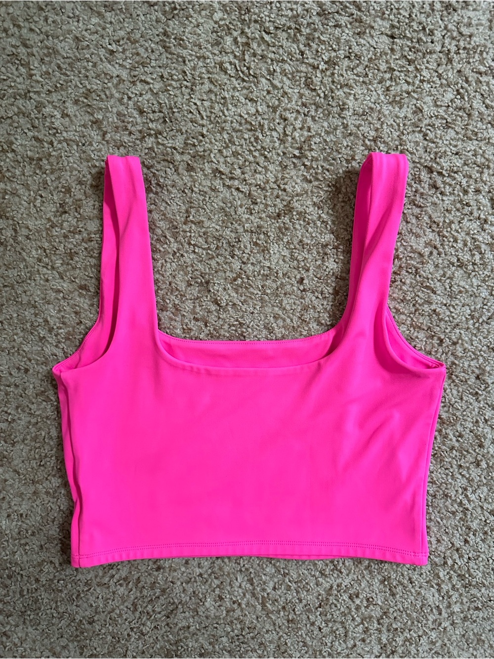 Express Crop Top - Picture 2 of 3